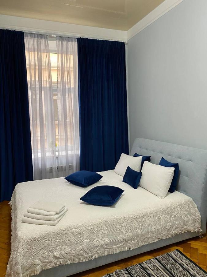 Centr Opera House 2 Rooms Liov Exterior foto